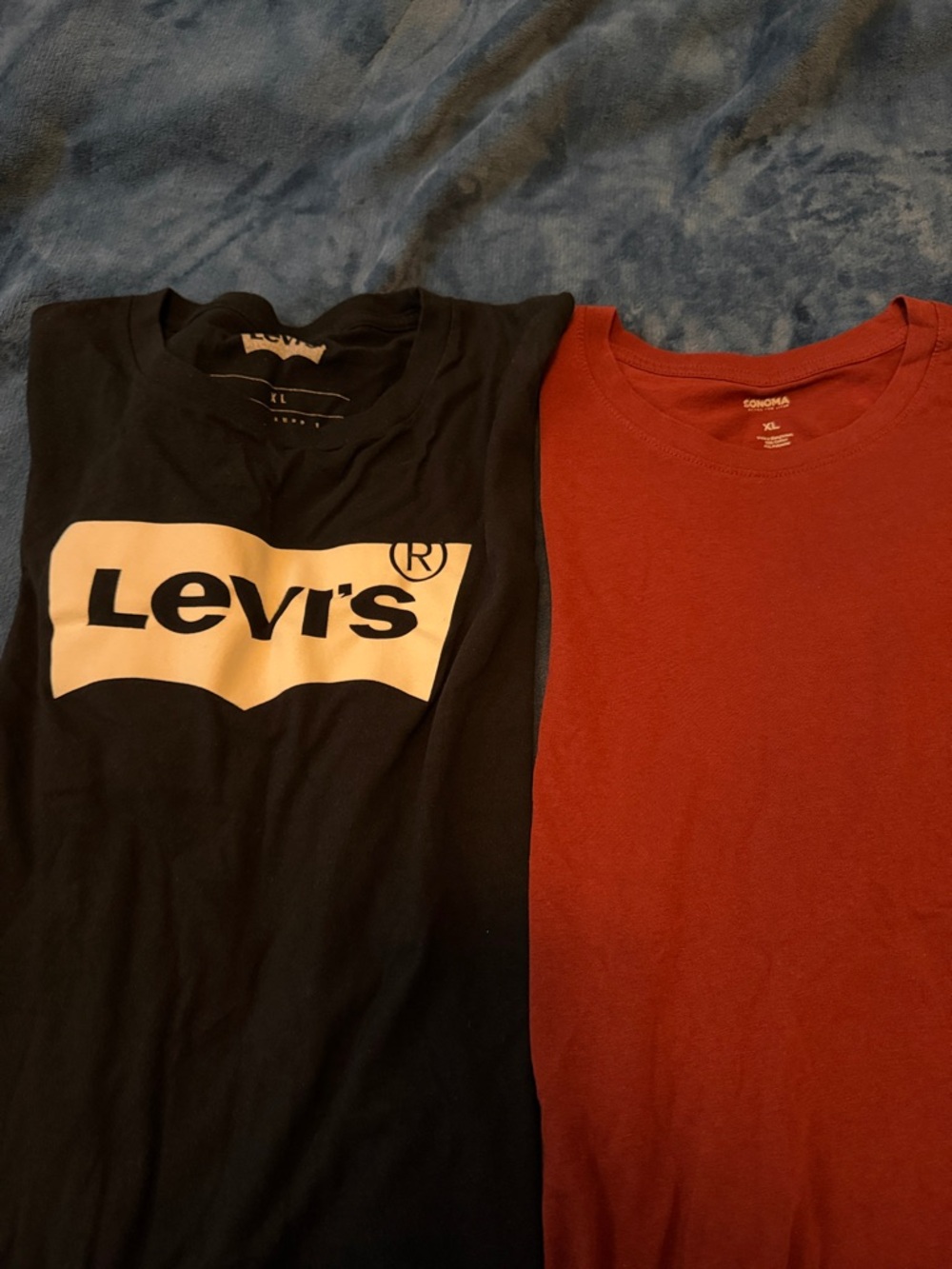 Levi's Black Logo Tee and Rust Red Short Sleeve Tee - Pack of 2